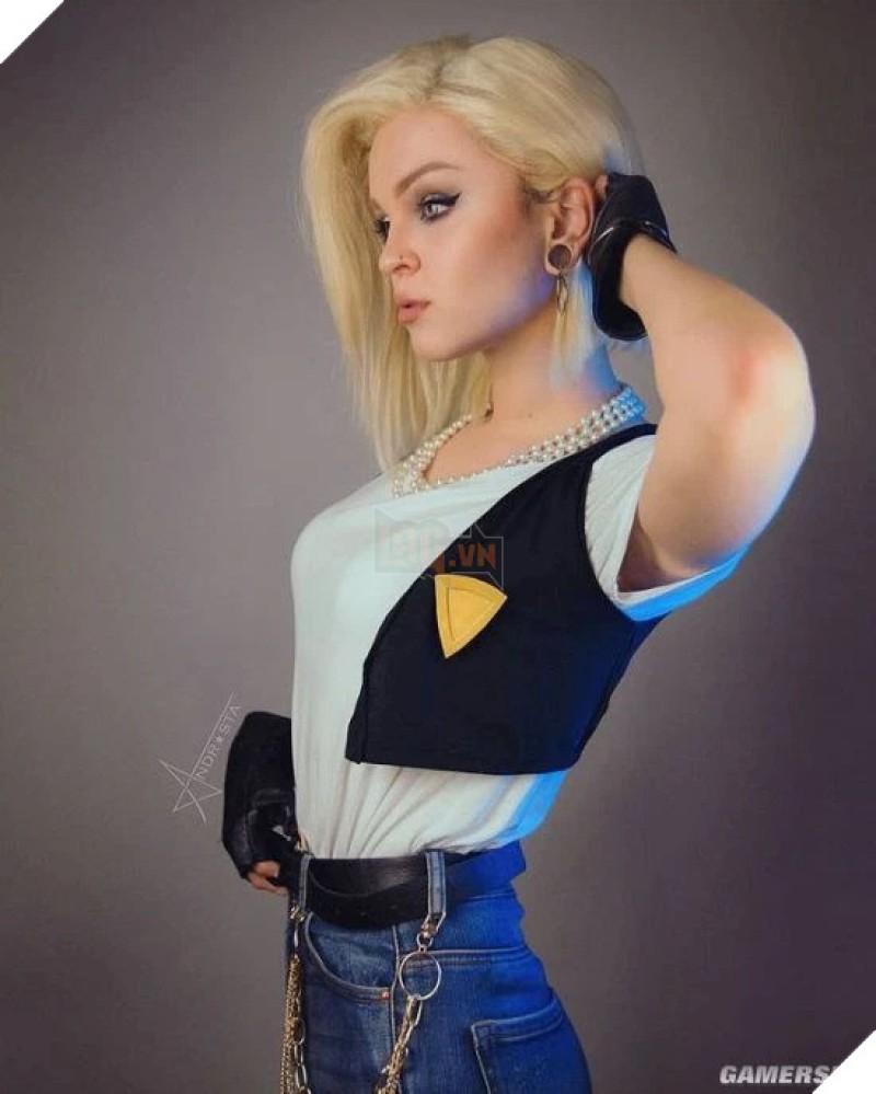 Chiêm ngưỡng bộ cosplay Dragon Ball siêu hấp dẫn, Goku bản nữ