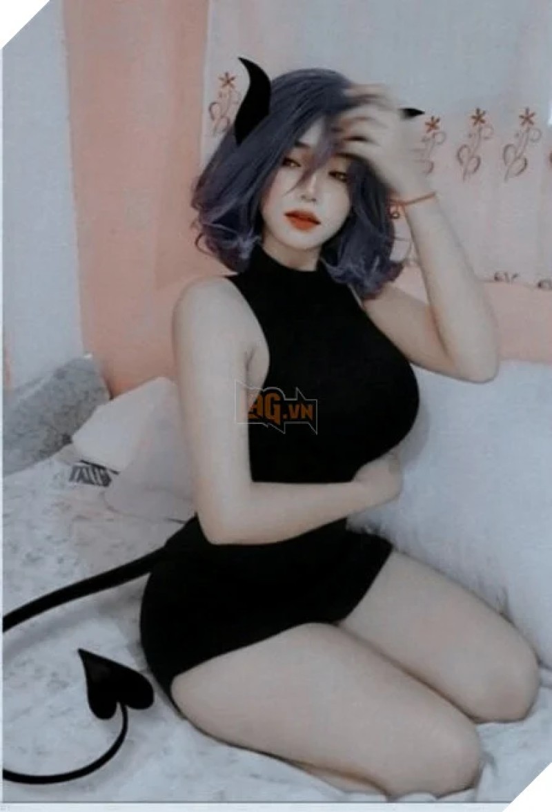 Ngất ngây với loạt ảnh cosplay Vermeil giống hệt bản gốc của các coser xinh đẹp!