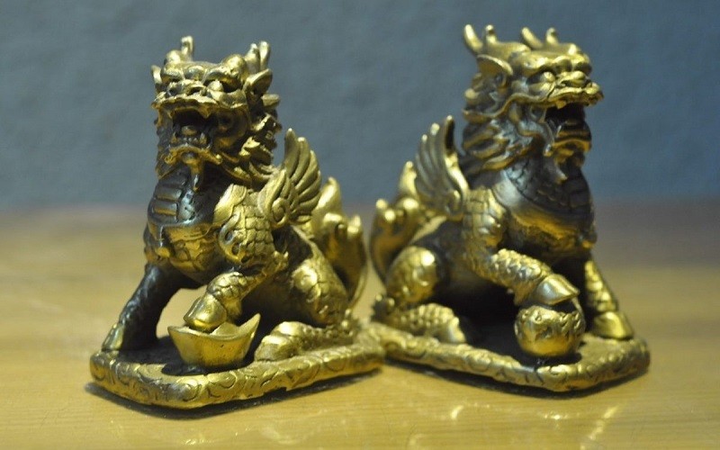 Mua vật phẩm phong thủy