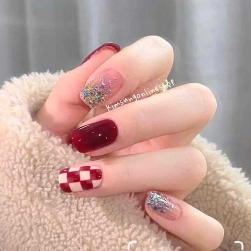 Gợi Ý Những Mẫu Nail Xinh Đón Tết 2023
