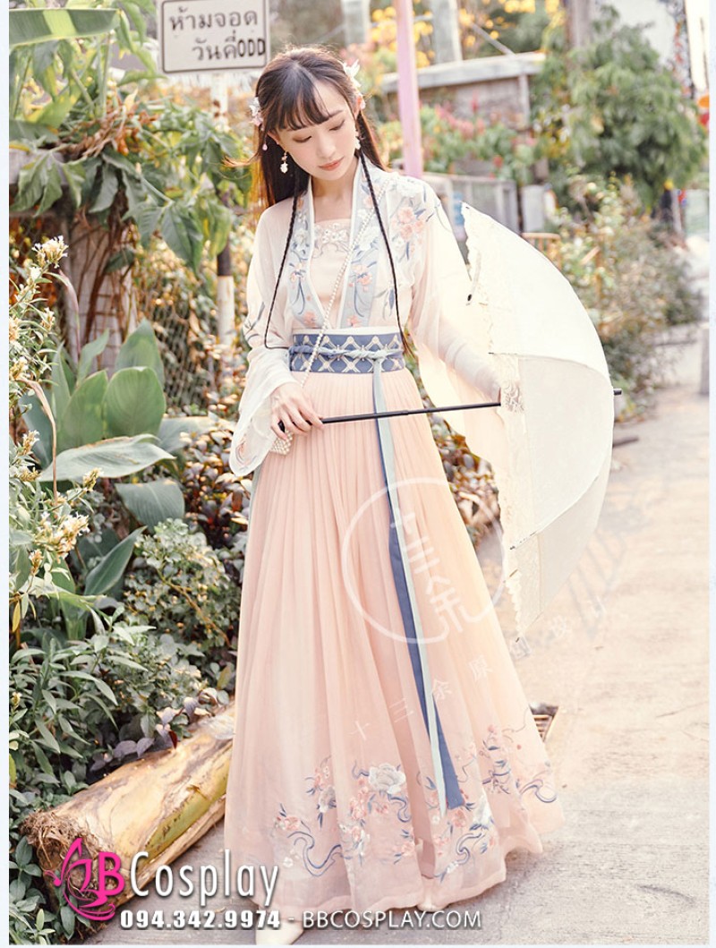 Hán Phục Hồng Anh