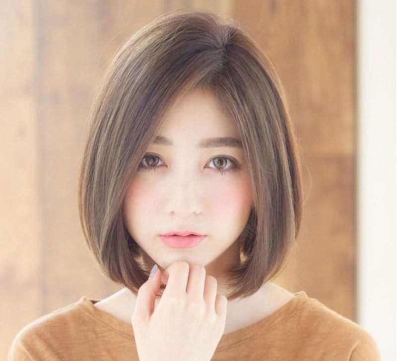 Kiểu tóc ngắn ôm sát mặt