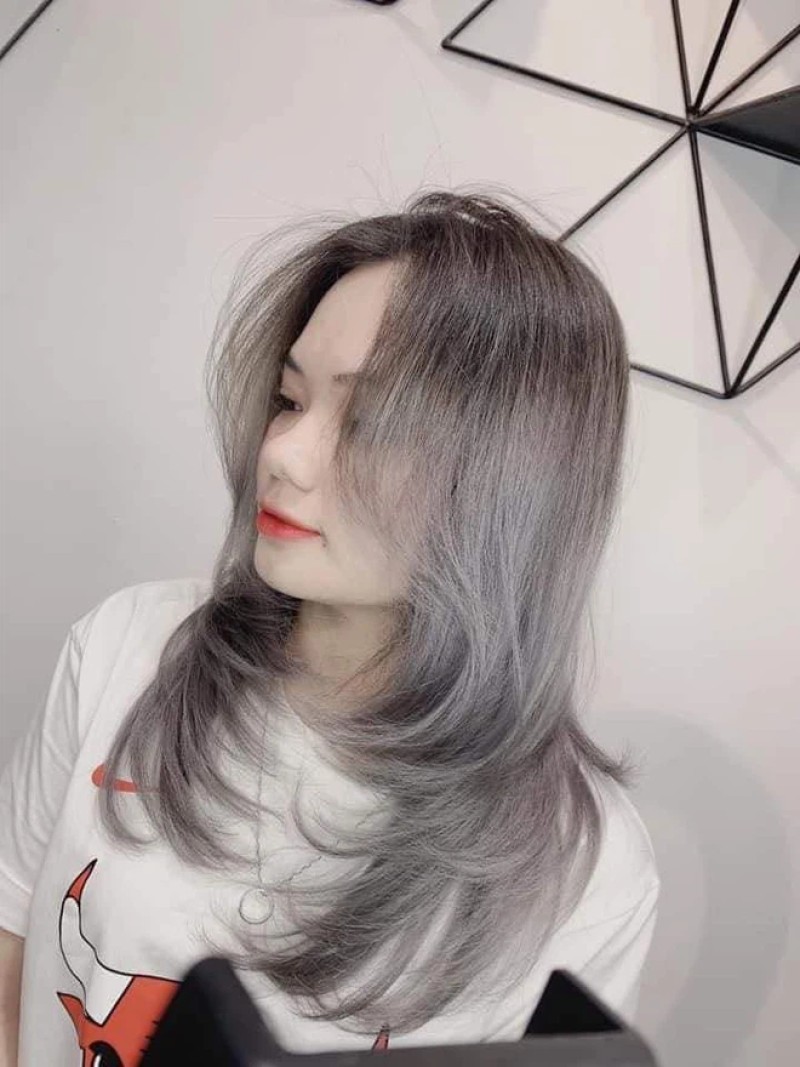 Màu tóc xám khói nữ