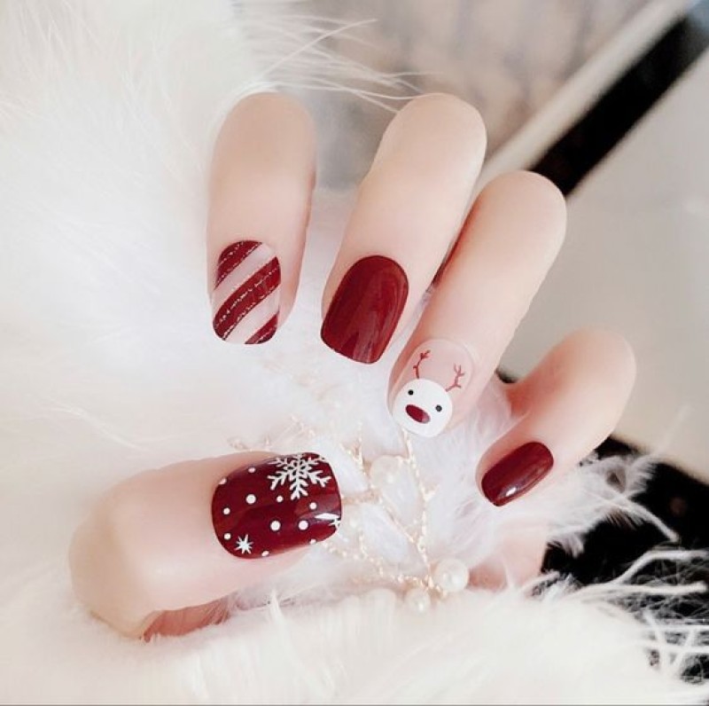Gợi Ý Những Mẫu Nail Cho Ngày Giáng Sinh