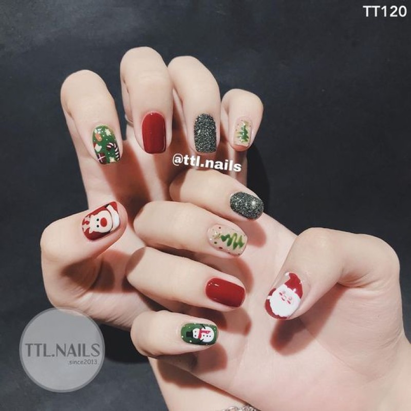 Gợi Ý Những Mẫu Nail Cho Ngày Giáng Sinh