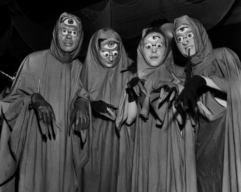 Nguon goc cua lop hoa trang rung ron trong le hoi Halloween anh 3