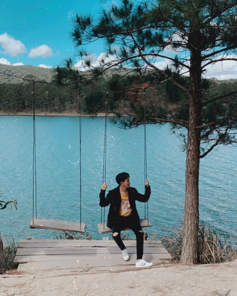 Chup Hinh Mien Phi O Ho Tuyen Lam Da Lat