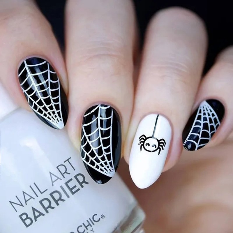 những mẫu nail halloween đẹp