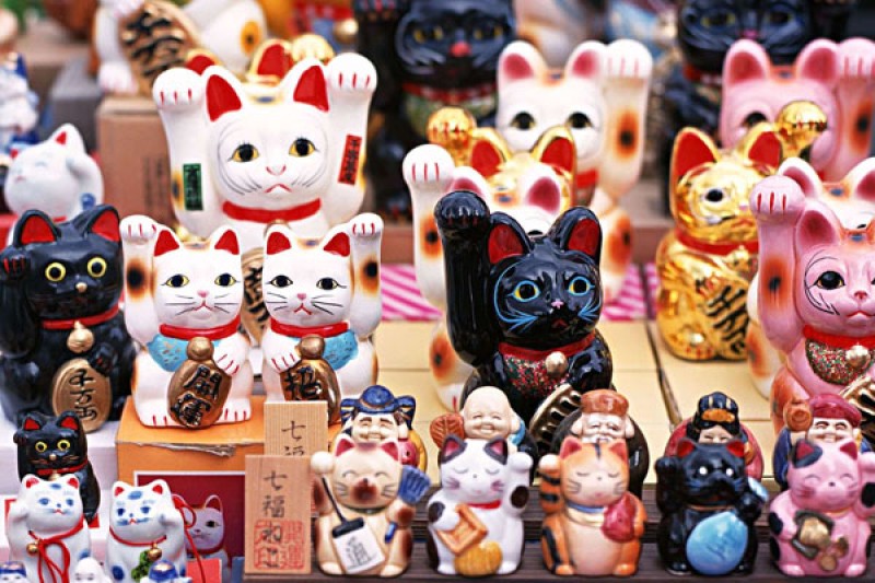 Những món đồ lưu niệm nhỏ xinh cũng khiến trái tim bao cô gái xốn xang
