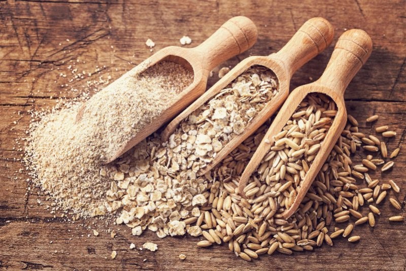 Bột yến mạch cung cấp nhiều dưỡng chất mà lại ít calo