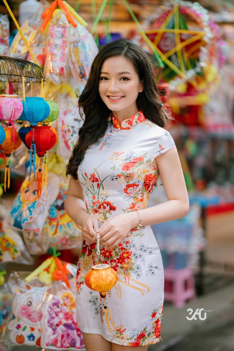 Những Mẫu Sườn Xám Diện Tết 2023