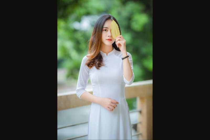 cách tạo dáng chụp ảnh áo dài kỷ yếu