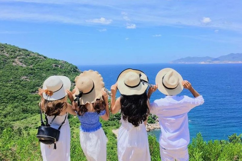  Cách tạo dáng chụp ảnh biển
