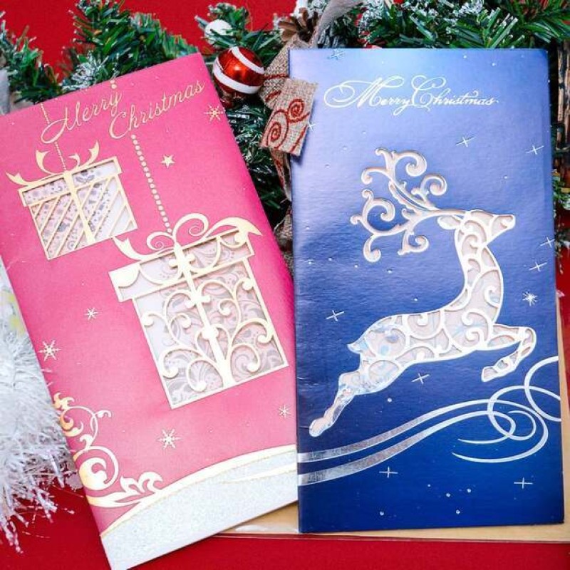 Thiệp Noel hình hộp quà sang trọng, tinh tế (Nguồn: Internet)