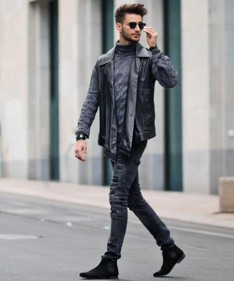 Cách phối đồ với áo cổ lọ nam sử dụng quần jeans