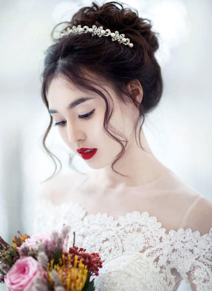 Top 20+ Kiểu Tóc Cô Dâu Đẹp Lung Linh, Thanh Thoát
