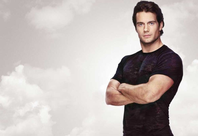 Tài tử điển trai Henry Cavill