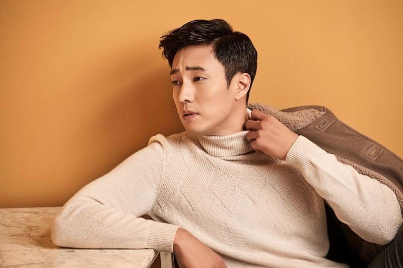 Ở tuổi 45, So Ji Sub sở hữu gương mặt đẹp đầy nam tính