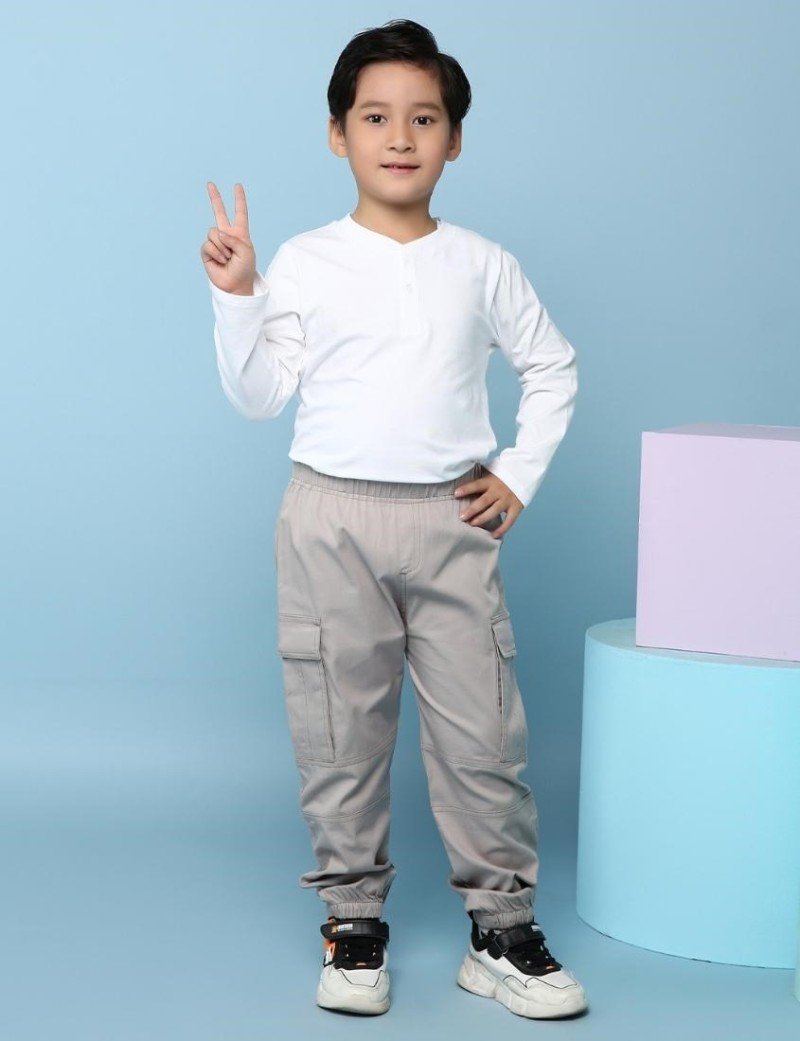 Phối đồ thời trang cá tính, trẻ trung cho các cậu bé tinh nghịch