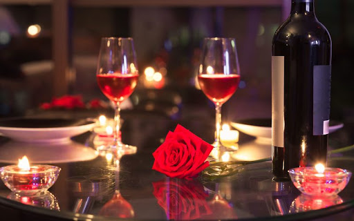 Valentine Nên Tặng Quà Gì Cho Bạn Gái