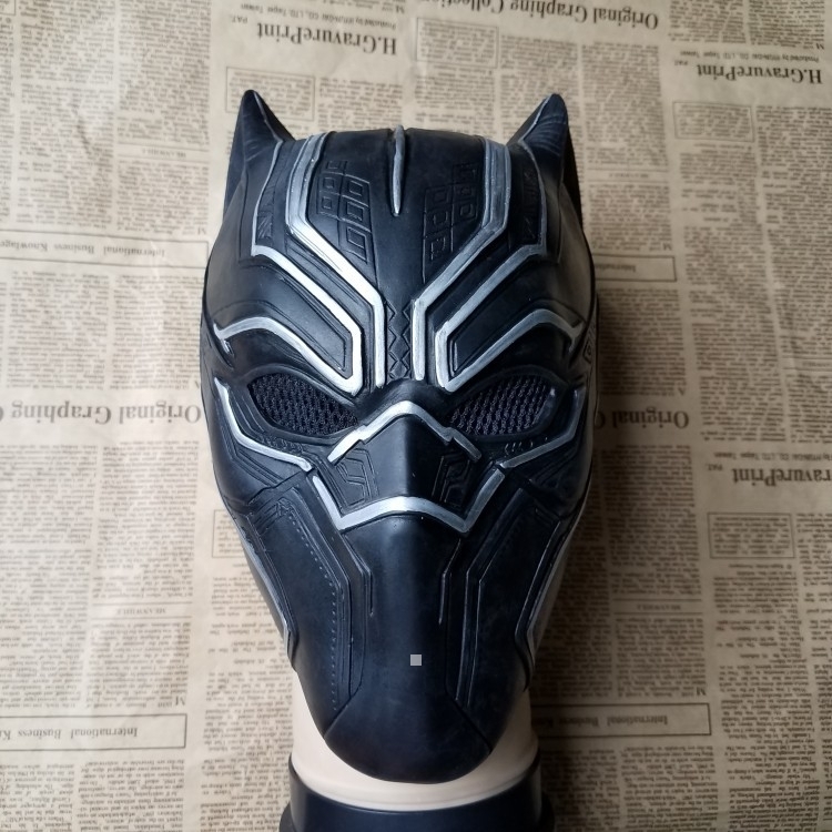Mặt nạ Black Panther